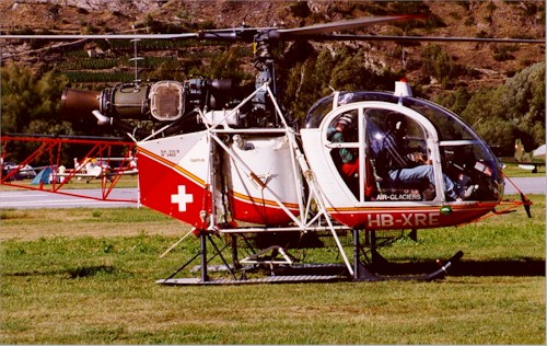 Bernd van Doornick in seinem Helikopter